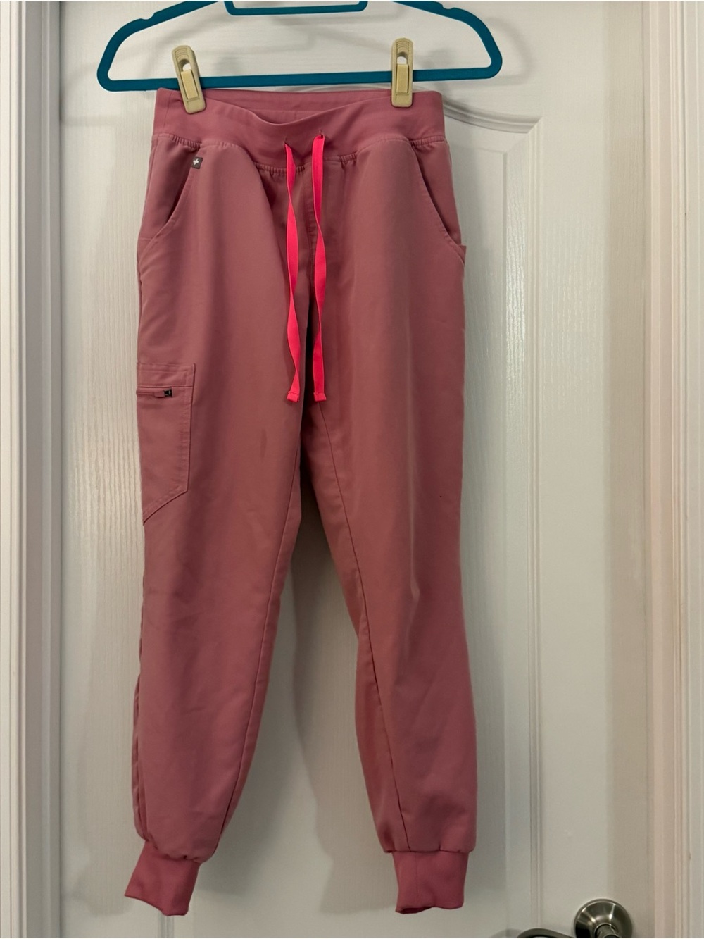 FIGS Chalk Pink pants - Look at sizes in description!